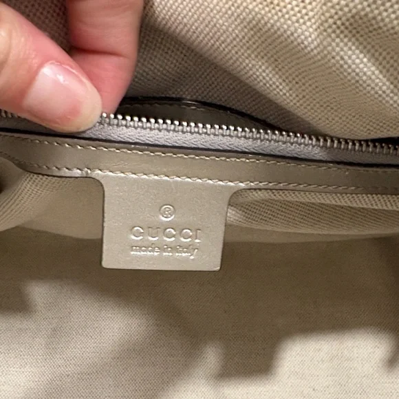 Gucci Silver GG Coated Canvas Joy Boston Bag - Picture 5 of 8